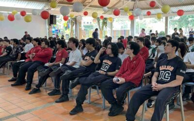 Proyecto Testimonios de Paz llegó al Instituto Caldas