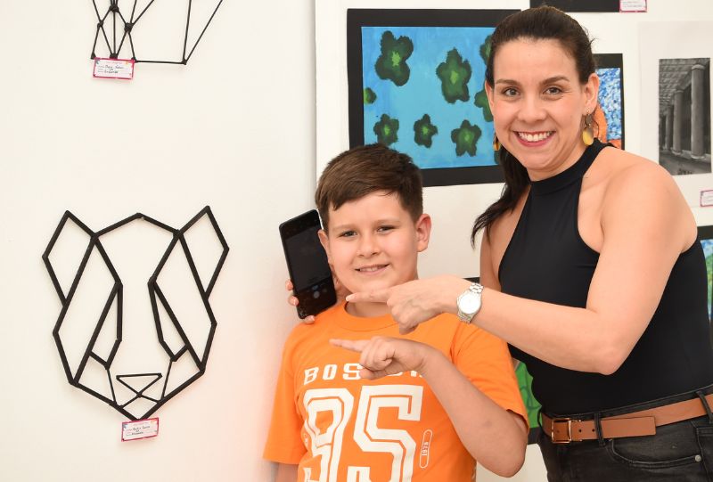 “Magenta”, arte y creatividad del Instituto Caldas